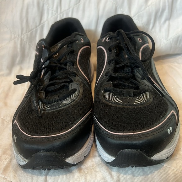 Women’s Ryka Memory Foam Walking Shoe Size 9.5W NWOT - Picture 4 of 15